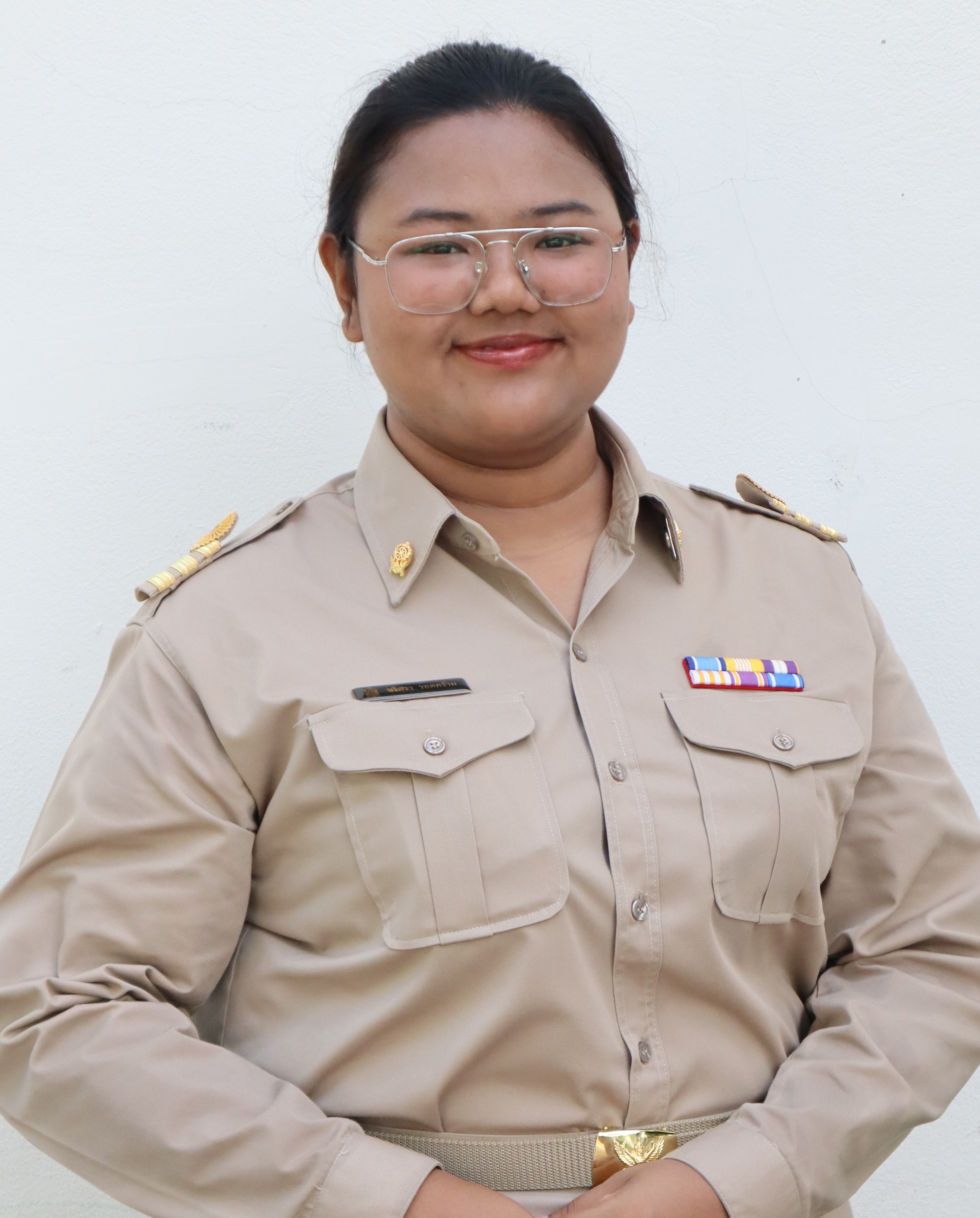 นางสาวนริศรา รอดคร้าม